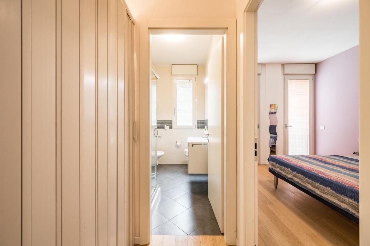 La Casa Di Edo - Wifi Parking Free Appartement Modena Buitenkant foto